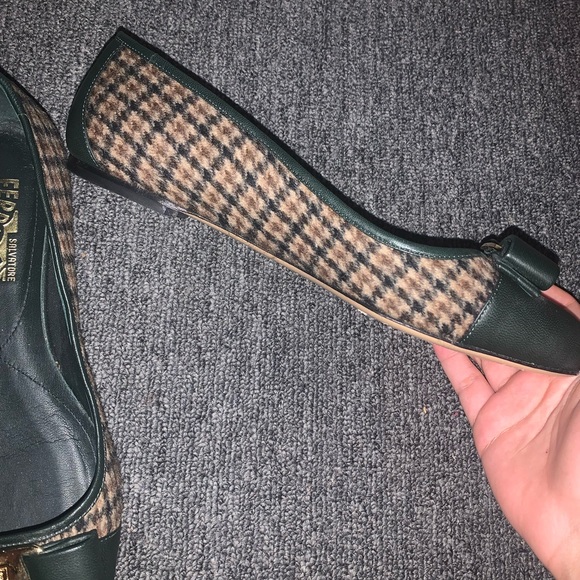 Ferragamo Salvatore Flats - Picture 4 of 5